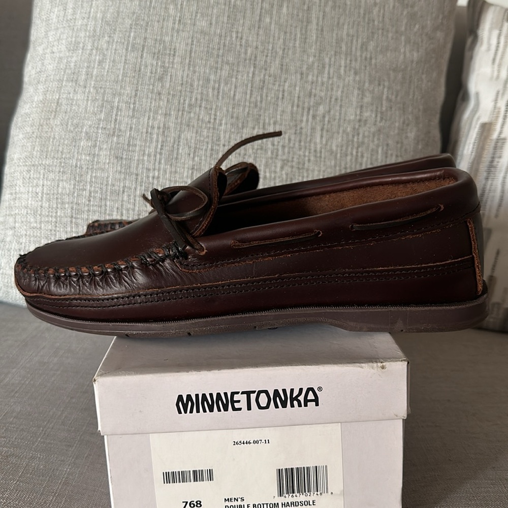 Men’s Minnetonka Moccasin - Picture 4 of 6